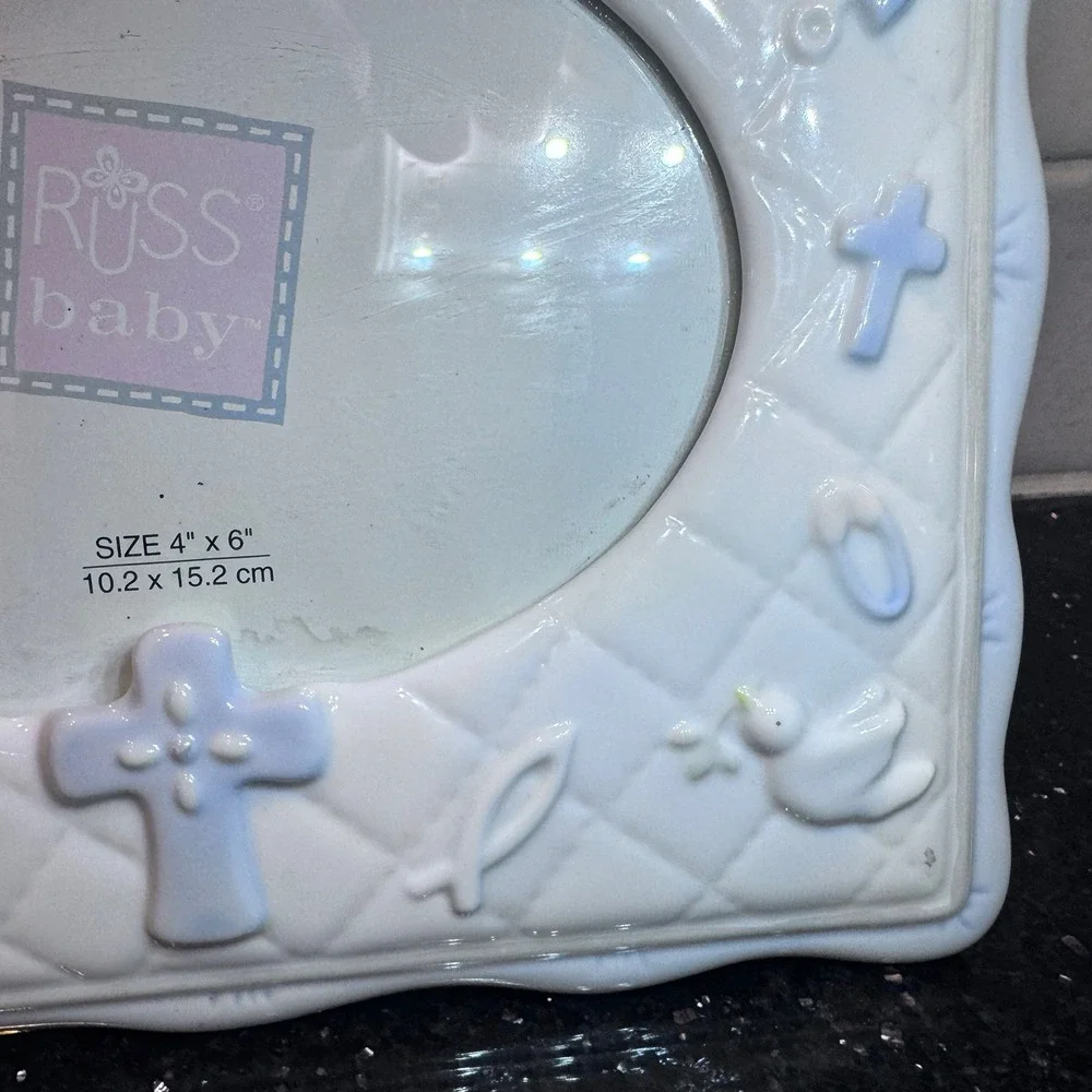 Russ Berrie type brand